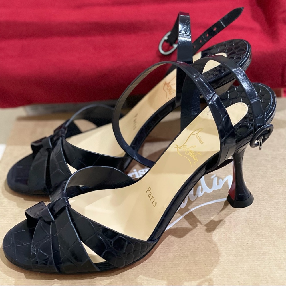 Christain Louboutin 👡